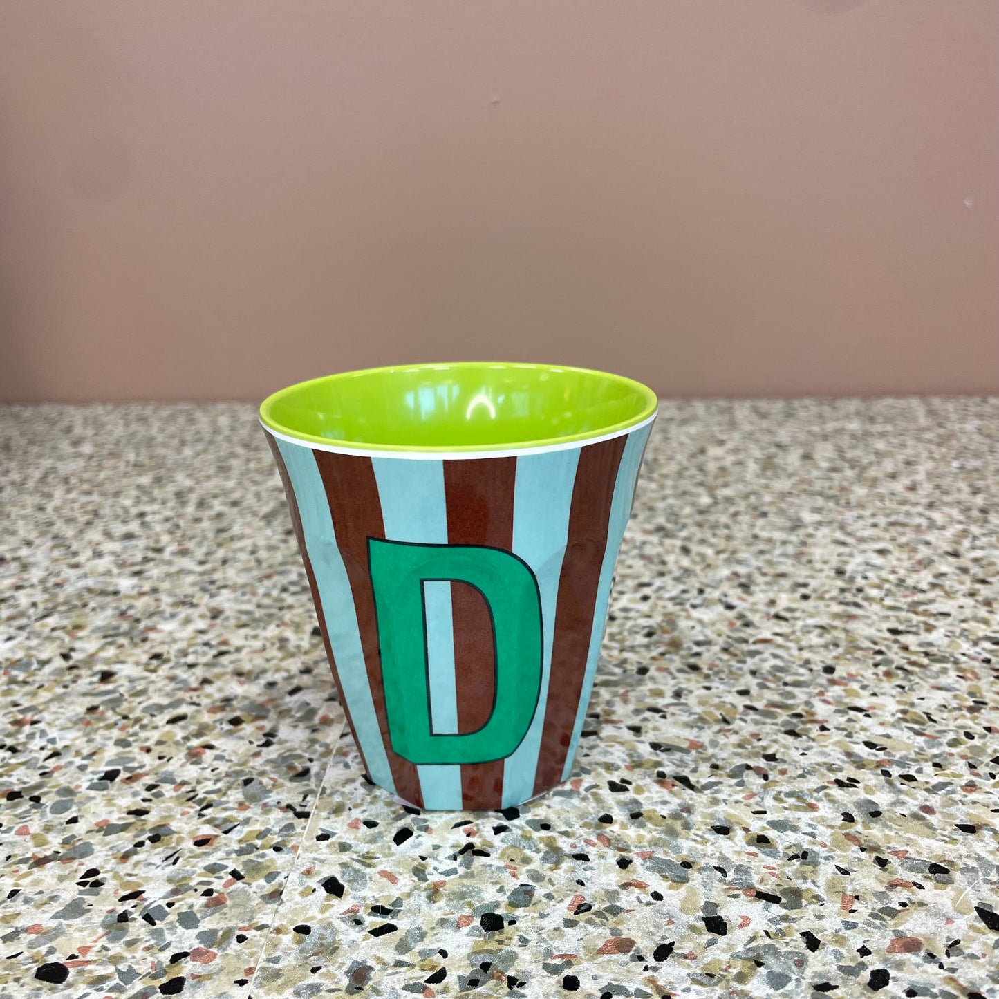 Gobelet alphabet rayé 🦋(bleu)