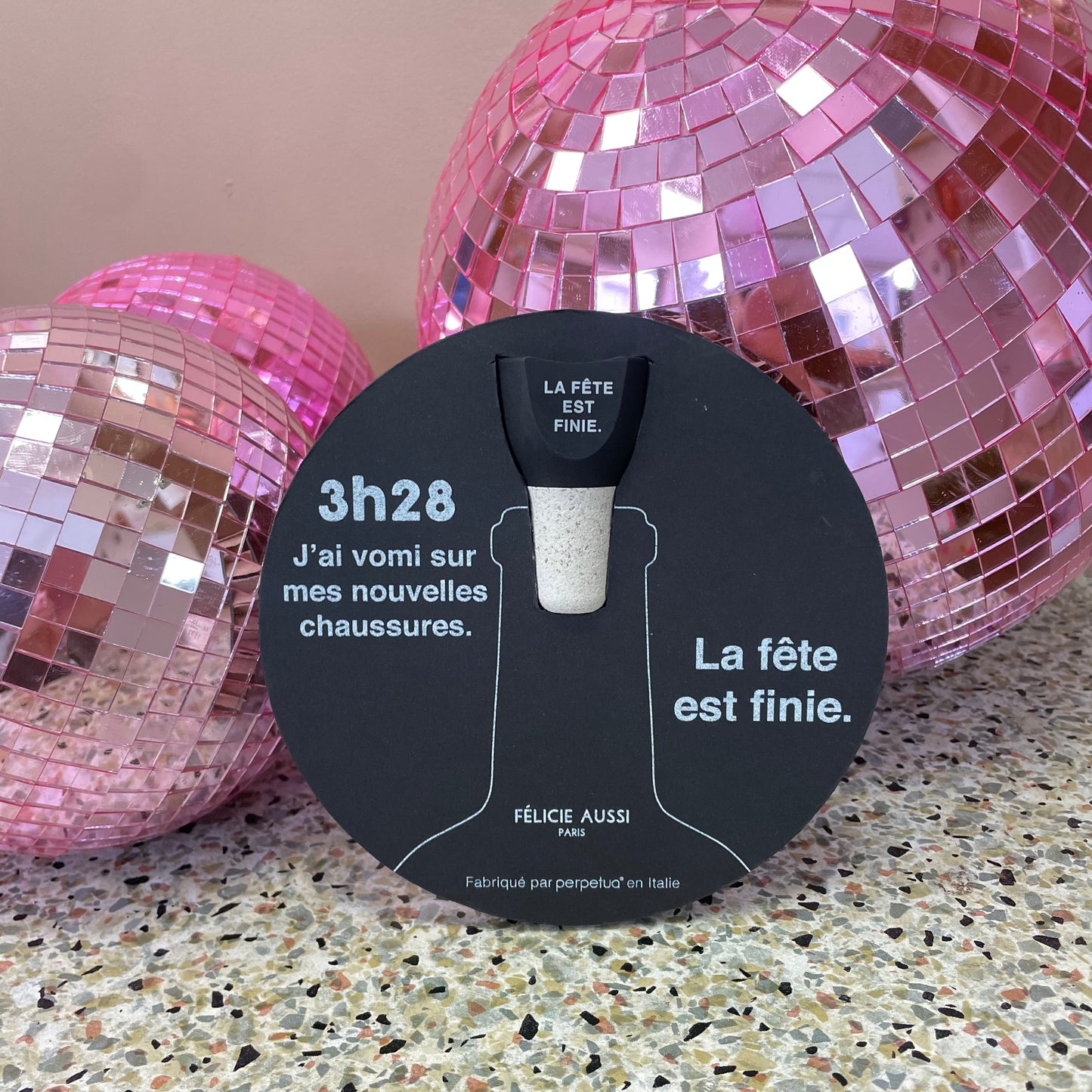Bouchon en liège « la fête est finie »