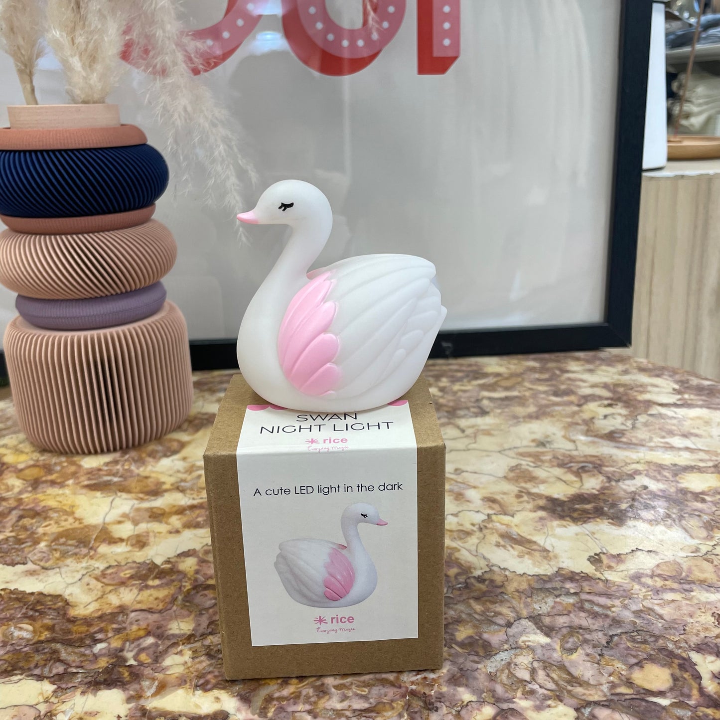 Swan light 🪿